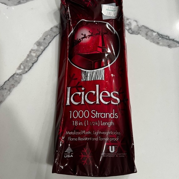 Old World Santa Christmas Tree Tinsel Icicles - Picture 5 of 10